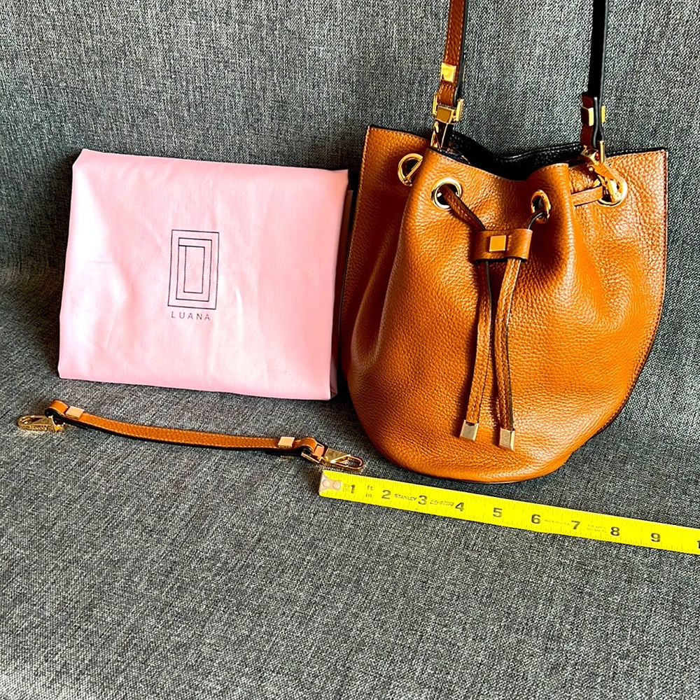 Luana small bucket